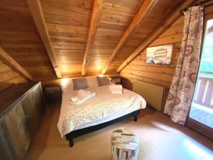 Chalets LE SKIEUR Chalet en bois : photos des chambres