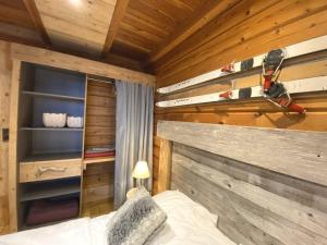 Chalets LE SKIEUR Chalet en bois : photos des chambres