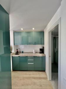 Luxury Condo Sea View Large Terrace BenalBeach