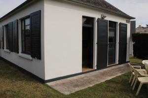 Villas 480 - Maison de pecheur a 50m de la Plage de Caroual : photos des chambres