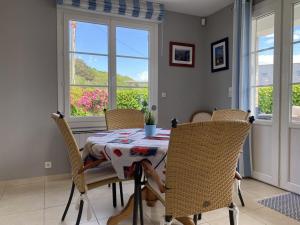 Villas 488 - Maison 4 personnes, a 50m de la plage de Caroual a Erquy : photos des chambres