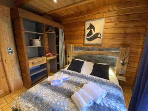 Chalets LE RENARD Chalet en bois : photos des chambres