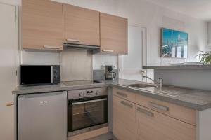 Appartements Appartement Vue mer pour 4 a 50m Plage : photos des chambres