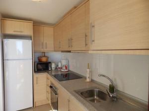 MH38 - Apartment with wonderful sea views