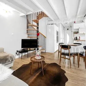 Refuge Montagnard - Terrasse et Local à Ski ou Vélo - Orlu