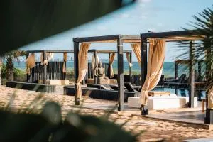 Serena Hotel - Punta del Este - Unico sobre la Playa - 皮里亚波利斯