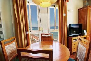 Benalbeach Apartment with Magnificent Sea View