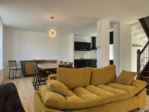 Villas 650 - Belle Maison en pierre avec jardin en plein centre d'Erquy : photos des chambres