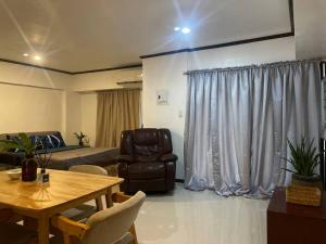 The Bachelors Suite at Mactan Airport