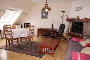 655 - Appartement à Erquy, en centre bourg à 300m de la plage du centre