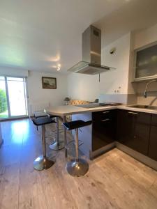 Appartements 656 - Charmant studio a Erquy, situe a environ 100m du centre 300m de la plage : photos des chambres