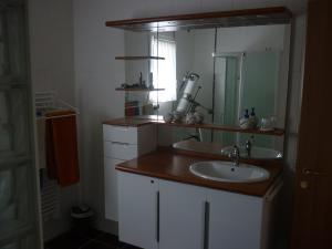 657 - Belle maison vue mer à Erquy, à 900m du centre et 1km200 de la plage