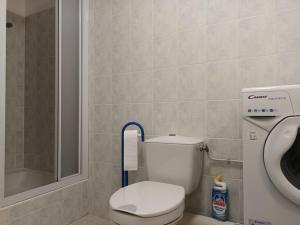 Appartements 664 - Bel appartement a Erquy, a 400m de la plage du centre offrant une vue en hauteur du Port : Appartement 1 Chambre