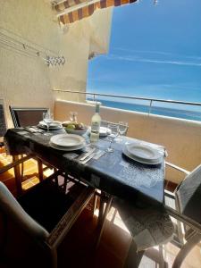 Benalbeach Beach Front Apartment