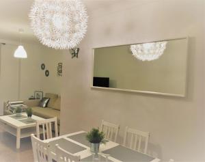 Stylish Apartment With Terrace Arroyo De La Miel