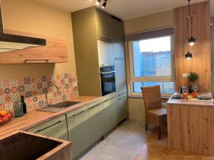 Apartament - kawalerka na Górczynie i parking