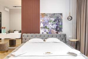 LEOGRAND Apartments on Leontovycha 17