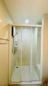 The base 1 bed 1 bath