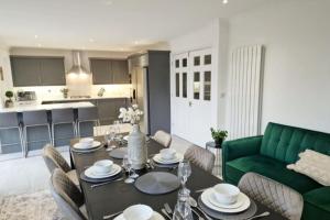 Beautifully done 5 bed barn conversion in Heswall - Sleeps up to 10