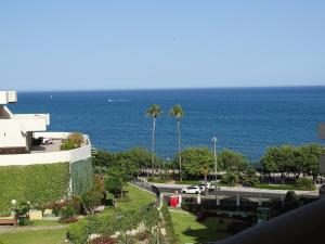 Benalmadena Front Line Sea View 1 Bedroom Large Apartment