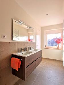 Appartements Entre Ville et Vignes - Gite classe 3 etoiles : photos des chambres