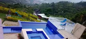 Finca Villa Gloria Copacabana - 希拉多塔