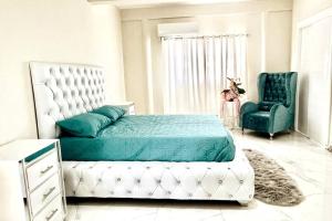 Villa Familiar con Piscina cerca Av Ecológica