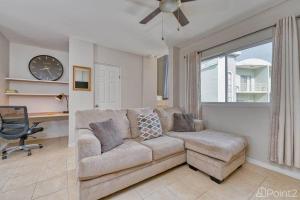 2 Bedroom Vacation Rental in Paradise steps from beach!