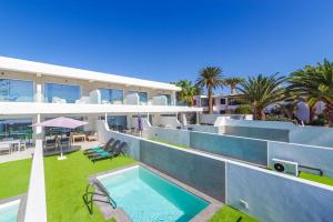 Marina Suite Villa Azul