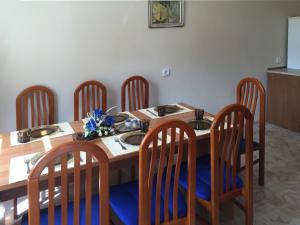 Eney Budget Three-Room Apartment