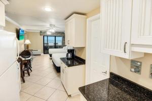 Bright and Beautiful Dunes Room 1st Floor