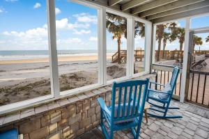 Bright and Beautiful Dunes Room 1st Floor