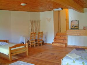 B&B / Chambres d'hotes L'Asphodele : Chambre Quadruple Confort