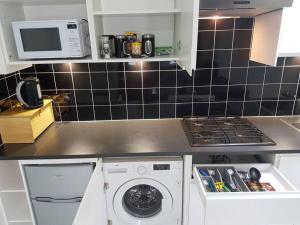 Contemporary ground flr maisonette- Entire place