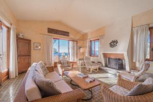 Villa Madonna delle Grazie con accesso privato al mare - Goelba