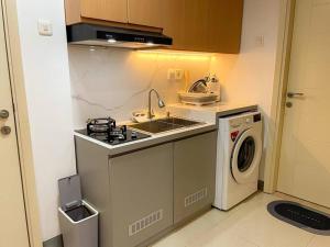 La Rosa III at Anderson Tower