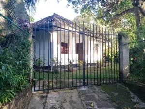 WEERA VILLA - Metarambe