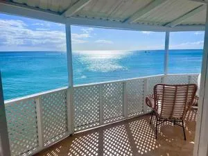 Purple Rain - Direct Beach Access, 2 Bedroom, 2 Terrace Holiday Home Bliss - Colleton