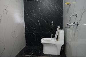 Borrbo Beach Hostel Gokarna