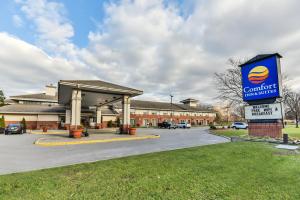 Comfort Inn & Suites Ambassador Bridge