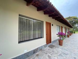 FUNDO VIERA: Amplio y acogedor