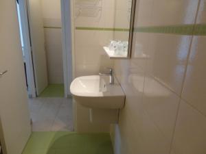 Hotels Hotel Punta e Mare des Chambres ou des Appartements T2 : photos des chambres