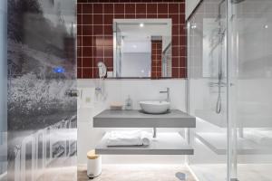 King David Suites by Homie