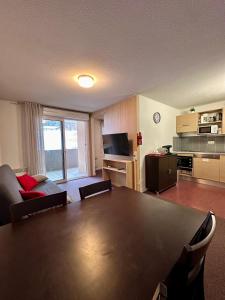 Aux pieds des pistes