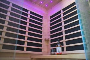 Appartements JapanRoom Jacuzzi&Sauna Haut de gamme parking free : photos des chambres