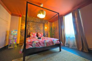 Appartements JapanRoom Jacuzzi&Sauna Haut de gamme parking free : photos des chambres