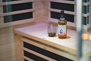 Appartements JapanRoom Jacuzzi&Sauna Haut de gamme parking free : photos des chambres