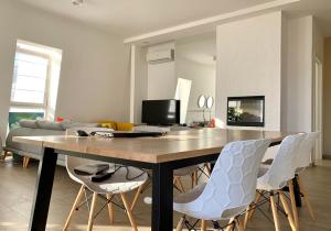 Central Old Batumi Europe Square apartment with balcony