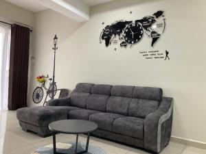 High Floor View,Cozy Balcony,9Pax,Netflix & Wifi,The Venus Sitiawan
