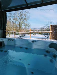 Maisons de vacances Le Cemarose: spa, jardin, terrasse et jolie vue au coeur d'Epernay : photos des chambres